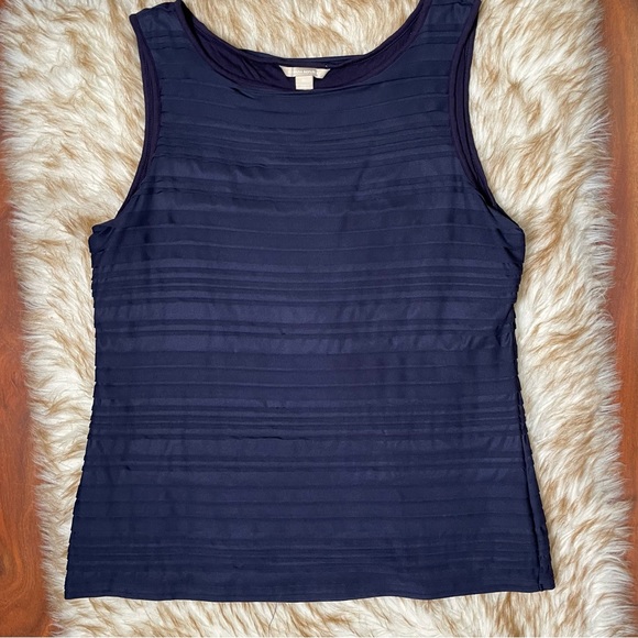 Banana Republic tiered shell - Picture 3 of 6